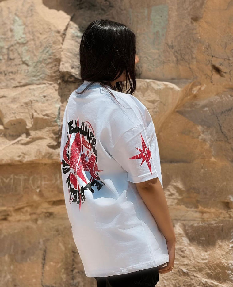 Felon Clambs T-shirt